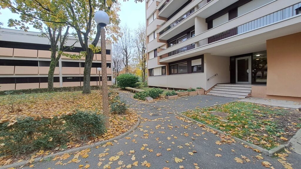 APPARTEMENT 240M²