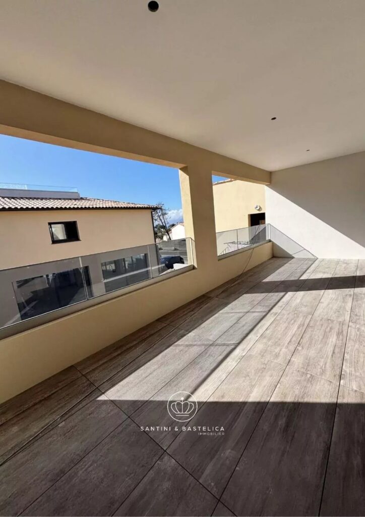 Appartement 3 pièces – Bar des amis – Porticcio