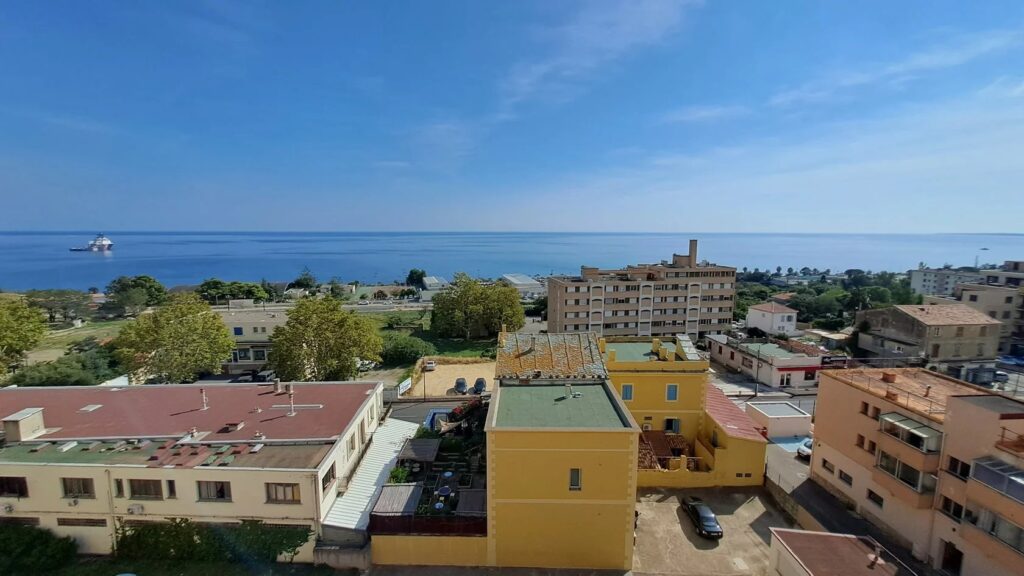 APPARTEMENT VUE MER