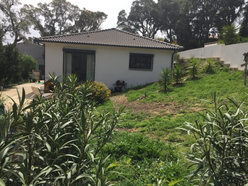 VILLA T3 SUR TERRAIN 350 M²